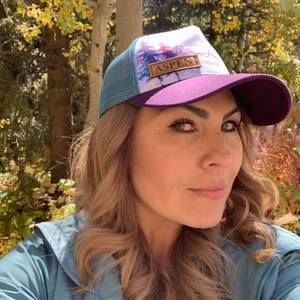 Meet your Posher, Mara